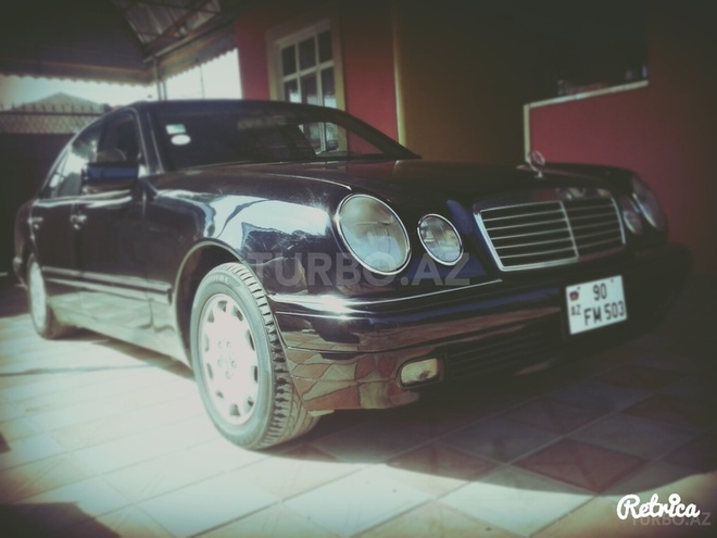 Mercedes E 320 1998, 260 km - 0.2 л - Bərdə