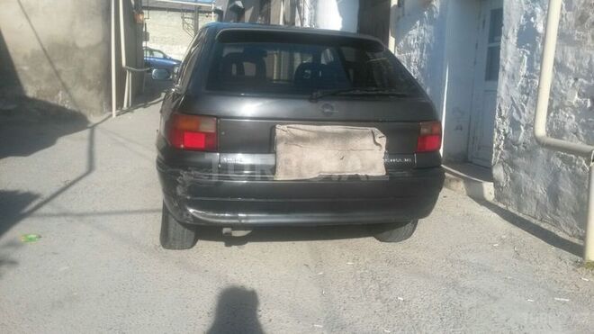 Opel Astra 1997, 230,000 km - 1.6 l - Bakı