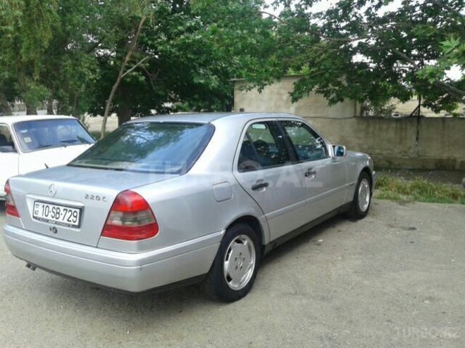 Mercedes C 220 1993, 255,000 km - 2.2 l - Goranboy