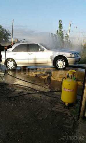 Mercedes C 240 1997, 310,000 km - 2.4 л - Salyan
