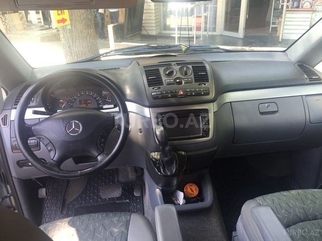 Mercedes Viano 2004, 32,000 km - 2.2 l - Bakı