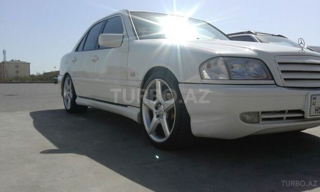 Mercedes C 200 1998, 137,000 km - 2.0 l - Bakı
