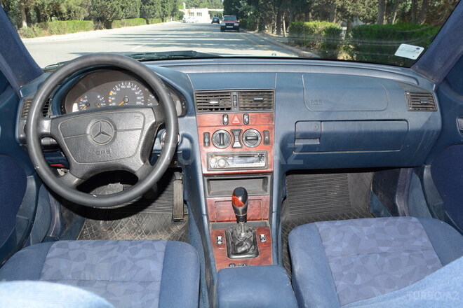 Mercedes E 220 1997, 400,000 km - 2.2 l - Sumqayıt
