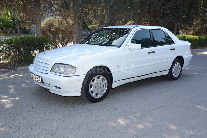 Mercedes E 220 1997, 400,000 km - 2.2 l - Sumqayıt