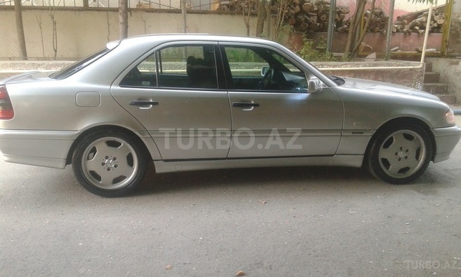 Mercedes C 240 1997, 225,000 km - 2.4 l - Bakı