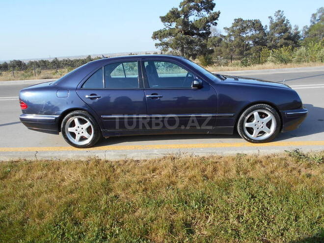 Mercedes E 240 2000, 160,000 km - 2.4 l - Bakı