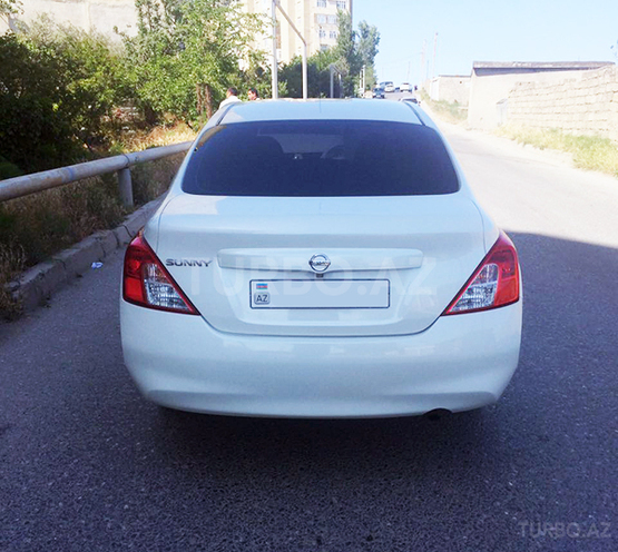 Nissan Sunny 2013, 95,200 km - 1.6 l - Bakı
