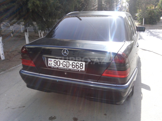 Mercedes C 180 1997, 200,000 km - 1.8 л - Sumqayıt