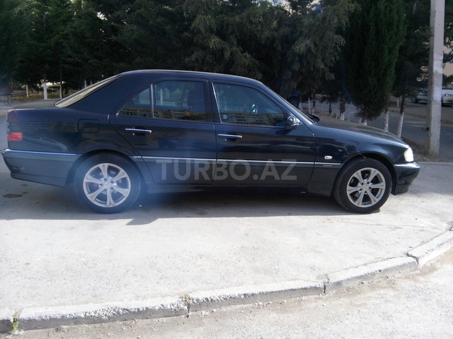 Mercedes C 180 1997, 200,000 km - 1.8 л - Sumqayıt