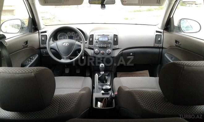 Hyundai i30 2011, 133,000 km - 1.6 l - Gəncə