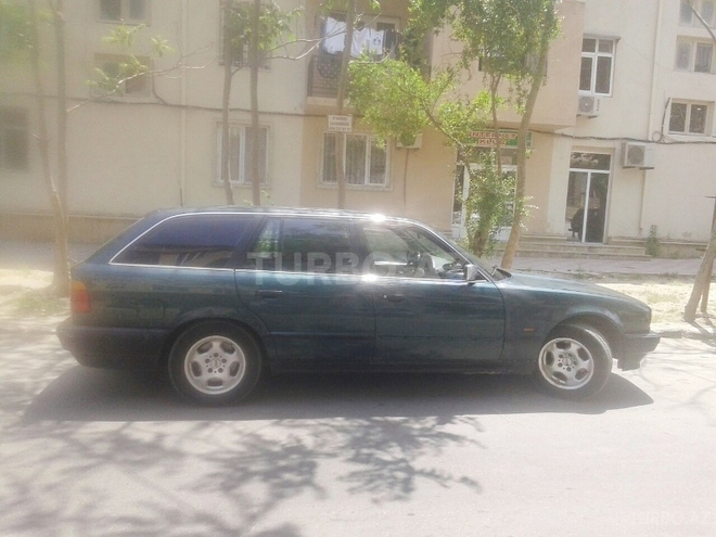 BMW 520 1992, 320,000 km - 2.0 l - Bakı