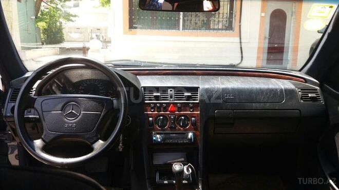 Mercedes C 180 1998, 253,000 km - 1.8 l - Bakı