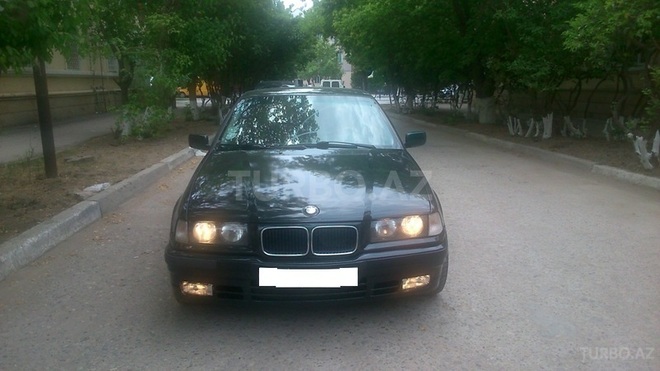 BMW 318 1994, 243,000 km - 1.8 l - Xırdalan