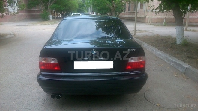 BMW 318 1994, 243,000 km - 1.8 l - Xırdalan