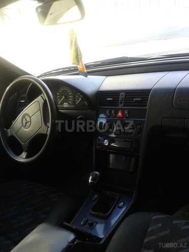 Mercedes C 200 1997, 229,356 km - 2.0 l - Bakı