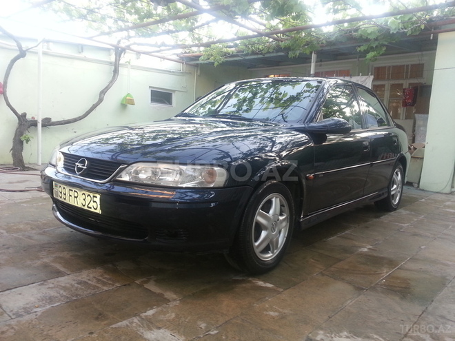 Opel Vectra 2000, 235,000 km - 1.6 l - Bakı