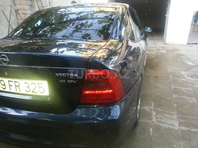 Opel Vectra 2000, 235,000 km - 1.6 l - Bakı