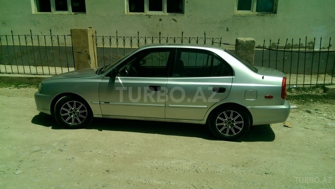 Hyundai Accent 2001, 201,000 km - 1.6 l - Bakı