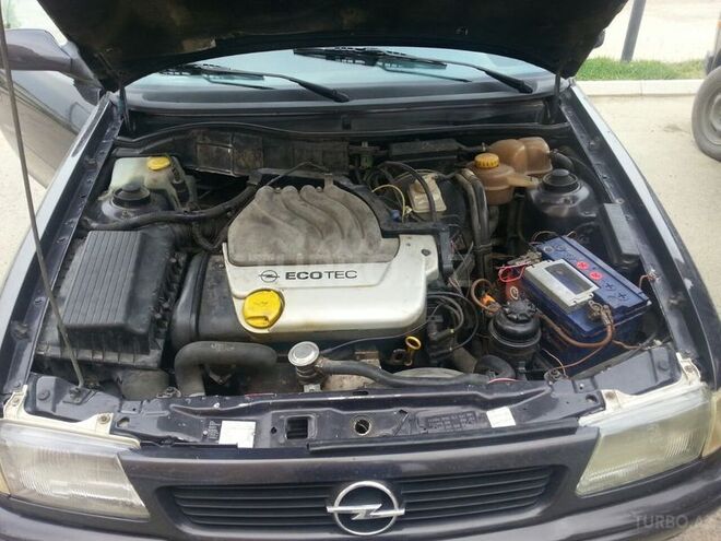 Opel Astra 1996, 20,000 km - 1.6 l - Bakı