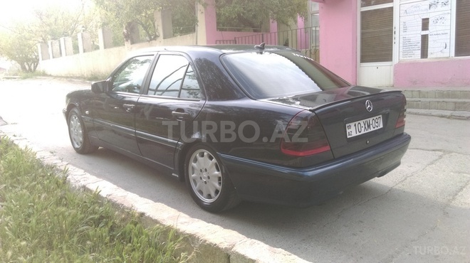 Mercedes C 220 2000, 254,136 km - 2.2 l - Bakı