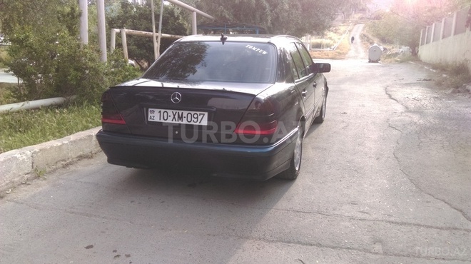 Mercedes C 220 2000, 254,136 km - 2.2 l - Bakı