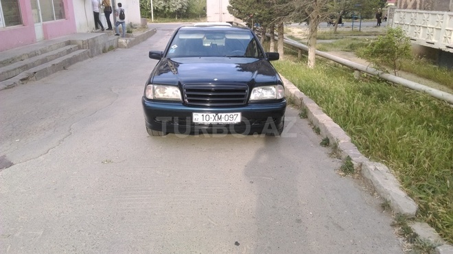Mercedes C 220 2000, 254,136 km - 2.2 l - Bakı