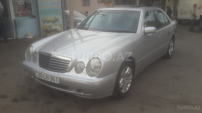 Mercedes E 320 2001, 250,000 km - 3.2 l - Bakı