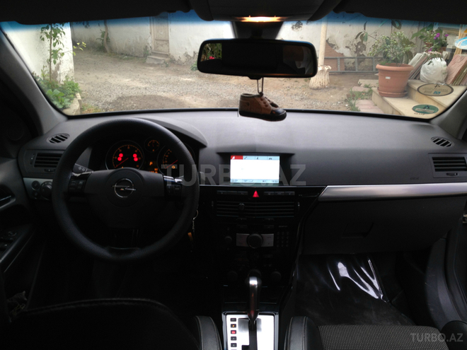 Opel Astra 2009, 193,000 km - 1.9 l - Bakı