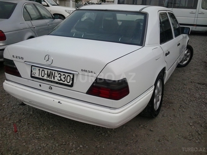 Mercedes E 250 1991, 285,000 km - 2.5 l - Xırdalan