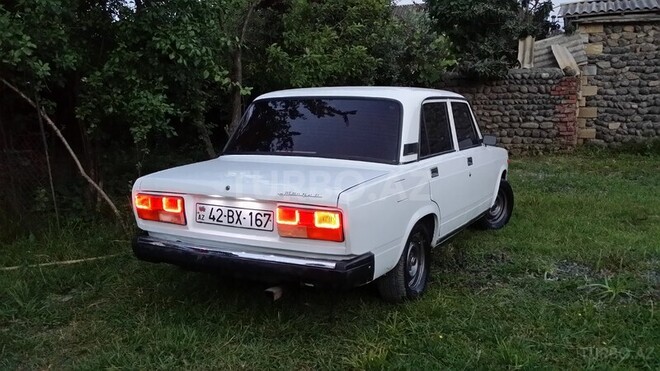 LADA (VAZ) 2107 2005, 3,000,000 km - 1.6 l - Lənkəran
