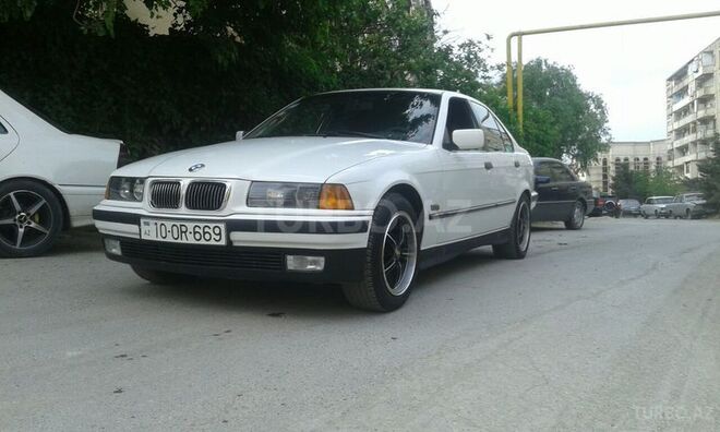 BMW 320 1995, 225,600 km - 2.0 л - Bakı
