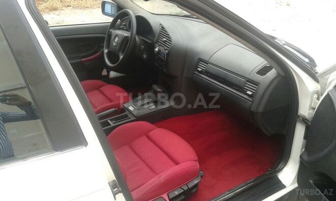 BMW 320 1995, 225,600 km - 2.0 л - Bakı