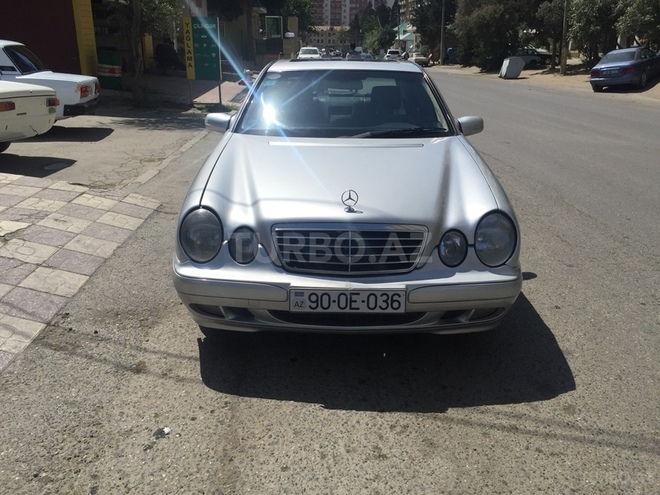 Mercedes  2001, 220,000 km - 2.2 l - Bakı