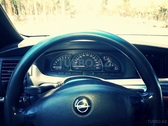 Opel Vectra 1996, 318,000 km - 1.8 l - Sumqayıt