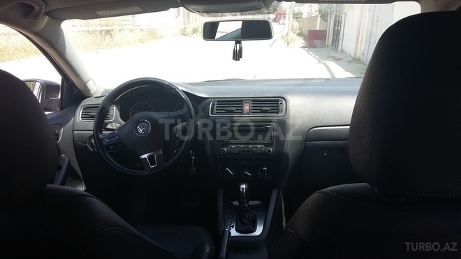 Volkswagen Jetta 2011, 58,000 km - 2.5 l - Bakı