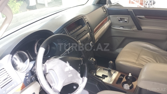 Mitsubishi Pajero 2007, 194,000 km - 3.0 l - Lənkəran