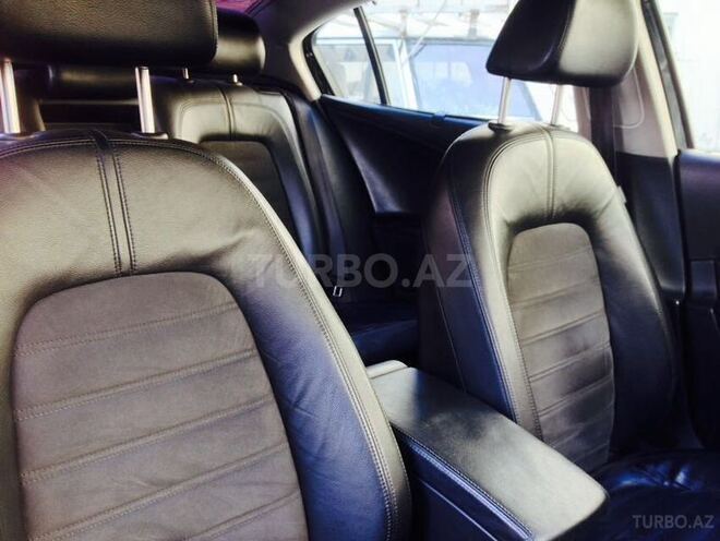 Volkswagen Passat 2009, 139,000 km - 1.8 л - Bakı