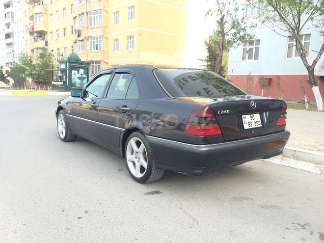 Mercedes C 240 1997, 126,000 km - 2.4 л - Sumqayıt