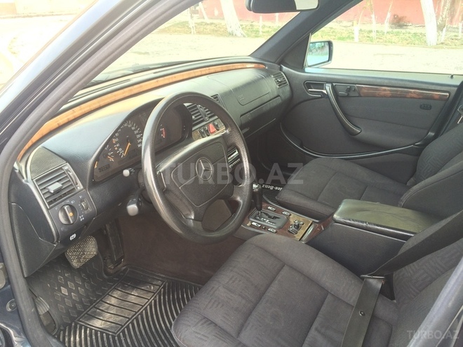 Mercedes C 240 1997, 126,000 km - 2.4 л - Sumqayıt