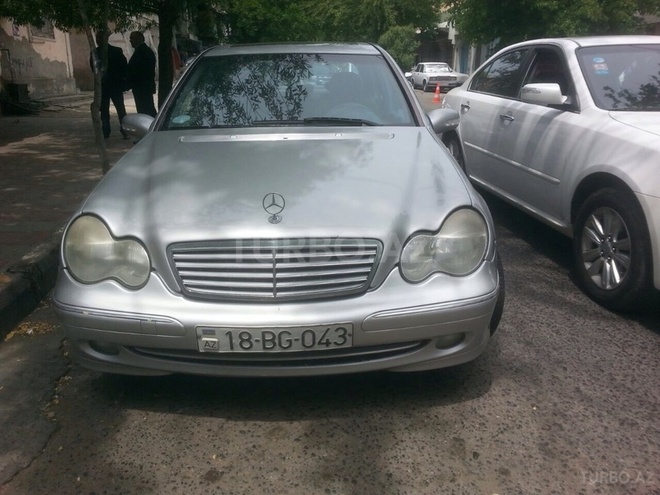 Mercedes C 230 2003, 164,000 km - 1.8 l - Bakı