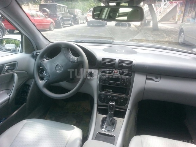 Mercedes C 230 2003, 164,000 km - 1.8 l - Bakı