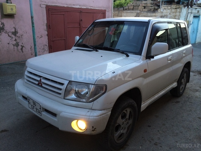 Mitsubishi Pajero io 2000, 250,000 km - 1.8 л - Bakı