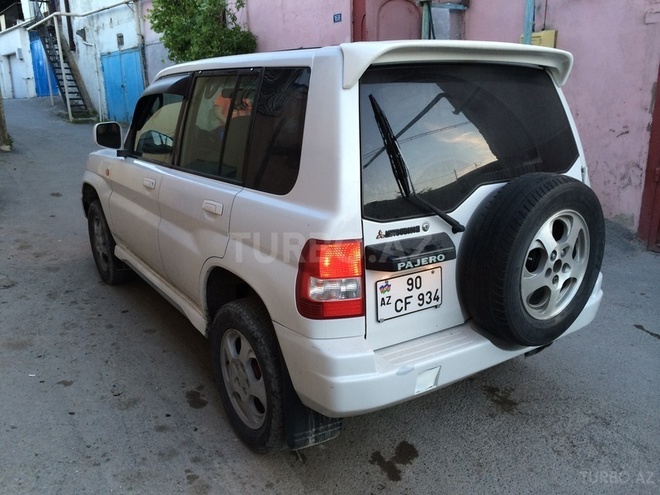 Mitsubishi Pajero io 2000, 250,000 km - 1.8 л - Bakı