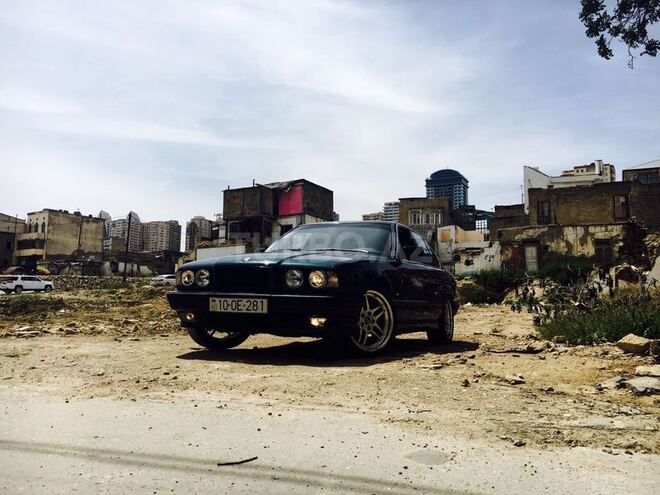 BMW 520 1995, 350,000 km - 2.0 l - Bakı