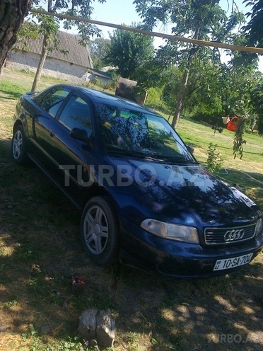 Audi A4 1996, 311,000 km - 1.8 l - Balakən