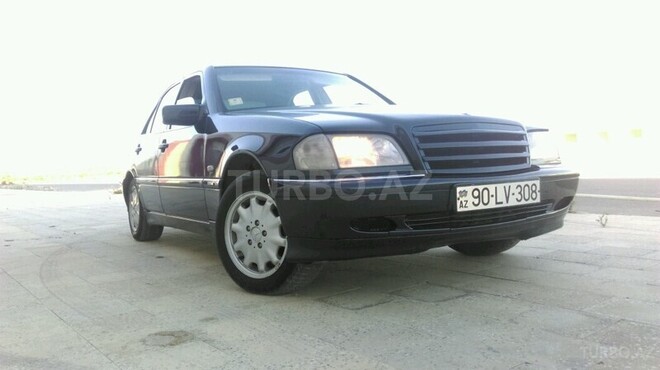 Mercedes C 220 2000, 254,632 km - 2.2 l - Bakı