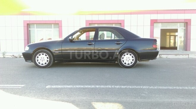 Mercedes C 220 2000, 254,632 km - 2.2 l - Bakı