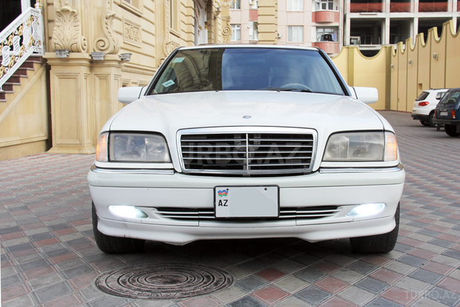 Mercedes C 280 2000, 192,000 km - 2.8 l - Bakı