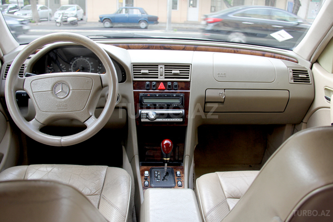 Mercedes C 280 2000, 192,000 km - 2.8 l - Bakı