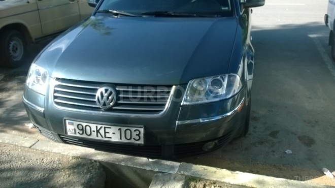Volkswagen Passat 2001, 300,000 km - 1.8 l - Sumqayıt